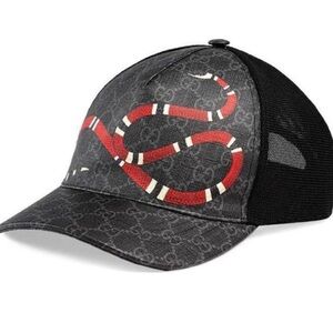 Men’s Gucci Velcro snap baseball hat